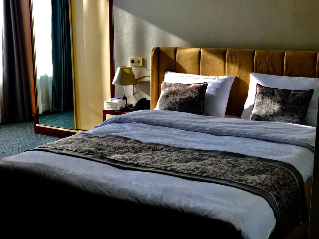 Tbili Hotel Tbilisi Cameră foto