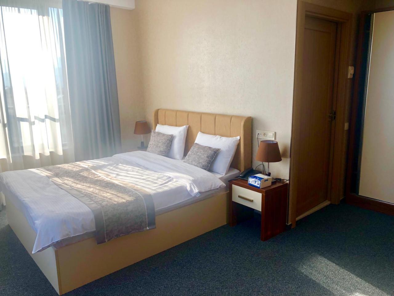 Tbili Hotel Tbilisi Cameră foto